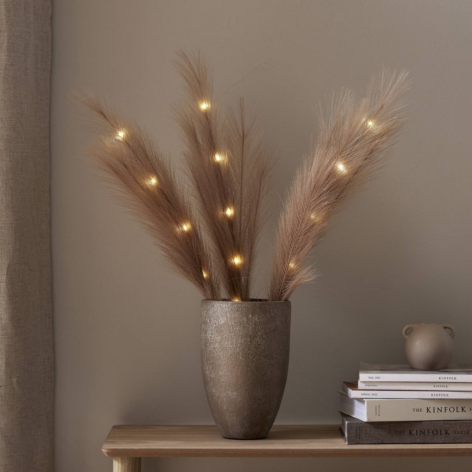 LED dekoratívne pierka Plumes, hnedé, 3 vetvičky, 15 pierok, polyester