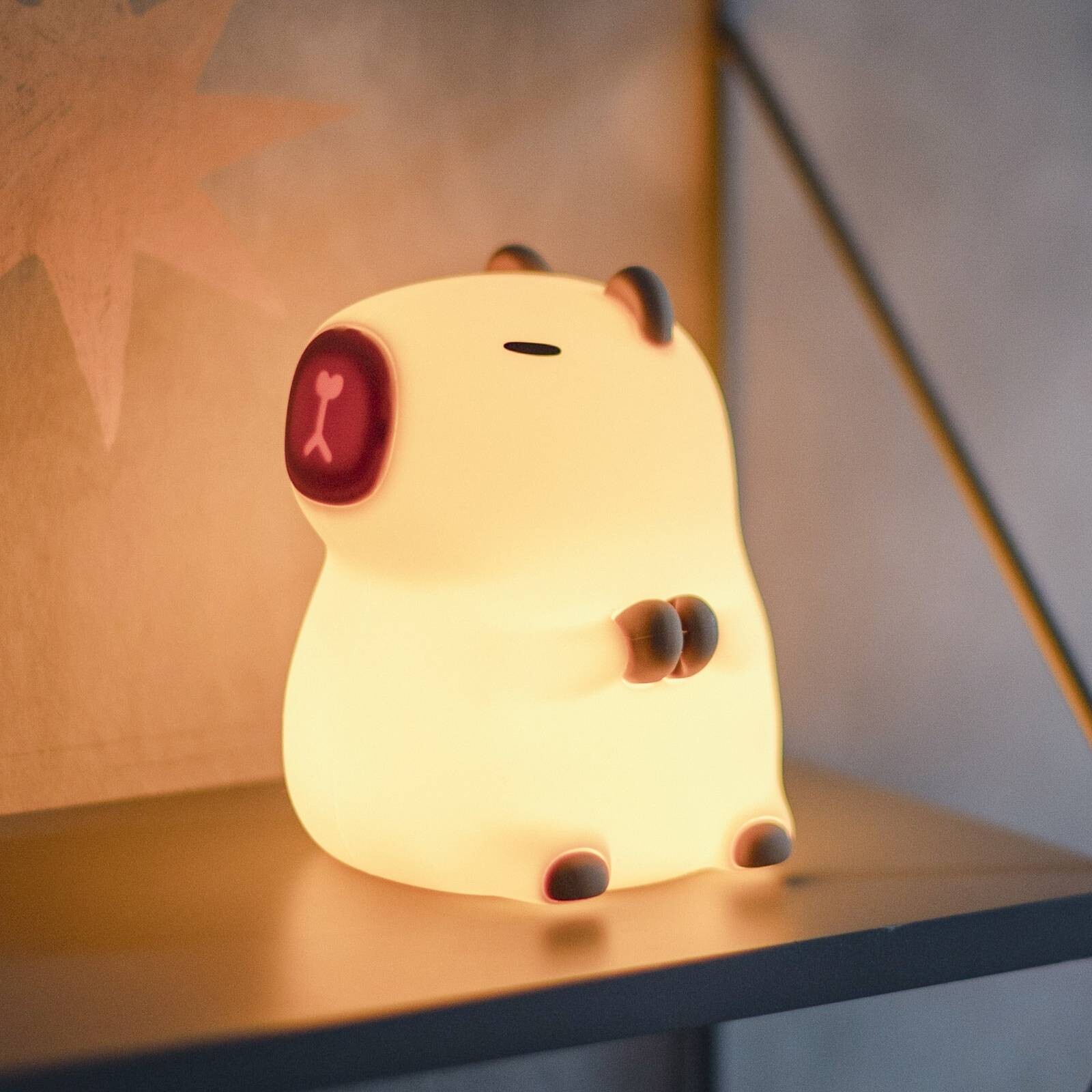 LED nocne svetlo na batérie Capybara, biele/hnedé, 11 cm, RGB, dotykové