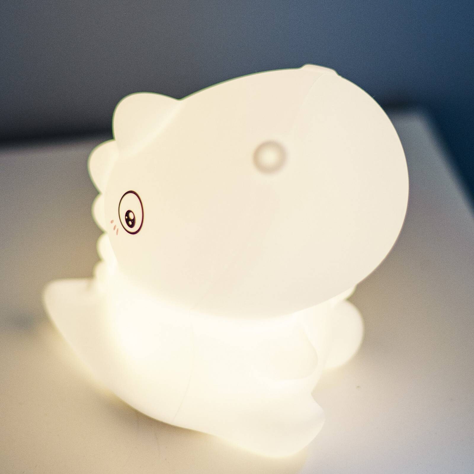LED nocne svetlo na batérie Dino, biele, výška 15 cm, RGB, dotykové ovládanie