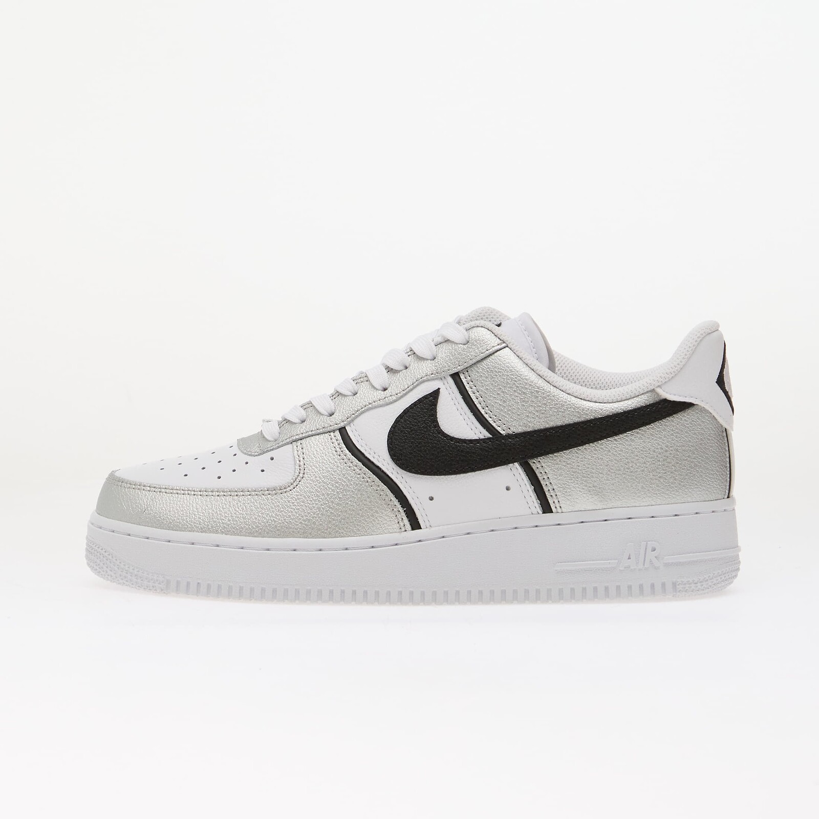 Tenisky Nike Air Force 1 '07 LV8 Metallic Silver/ Black-White EUR 44.5