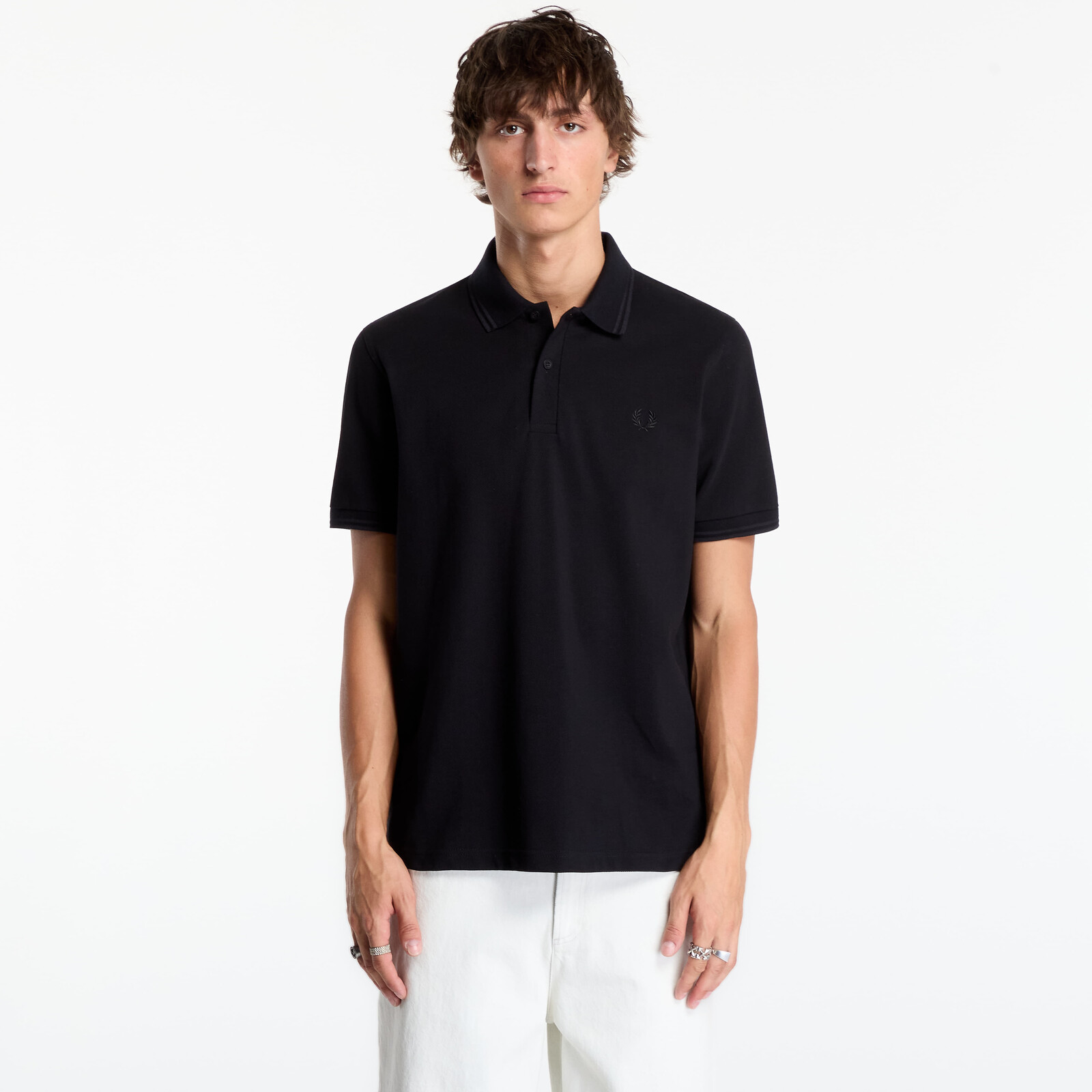 Tričko FRED PERRY Twin Tipped Fred Perry Shirt Black 42