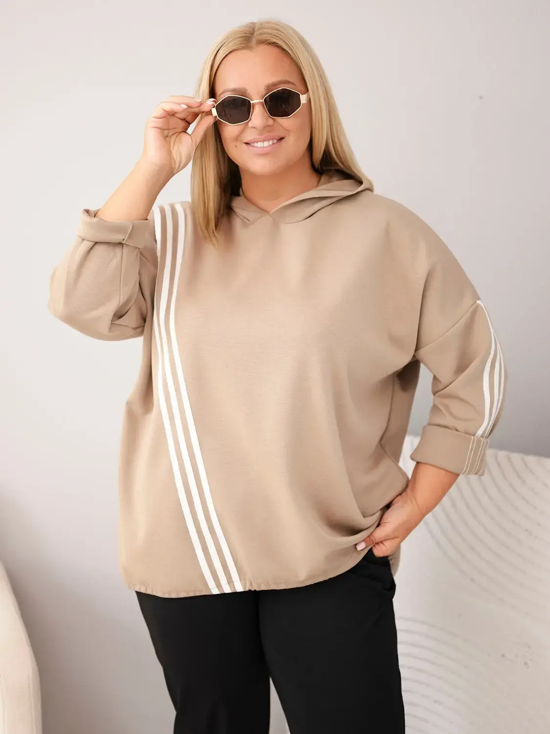 Kesi Włoski mikina Plus Size s ozdobnými pruhmi