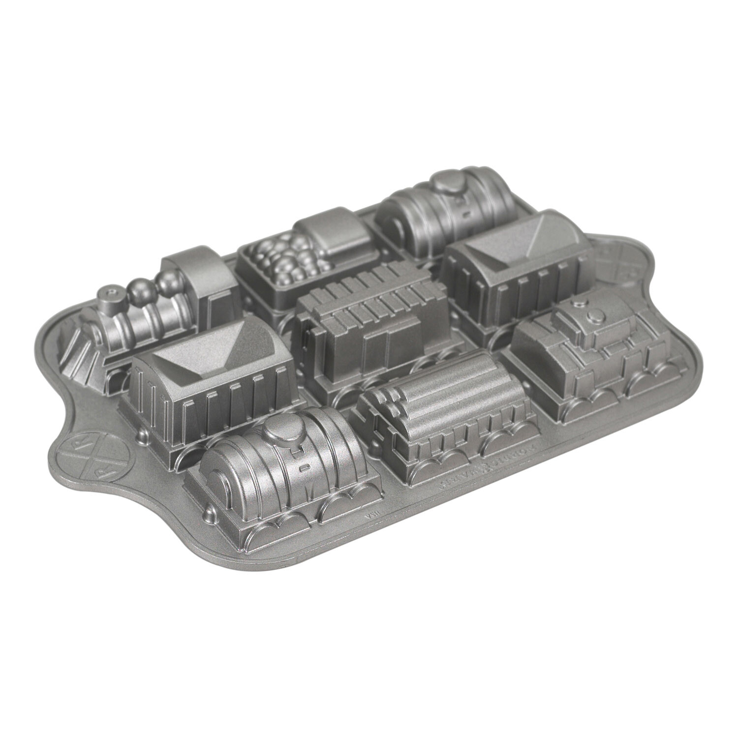 Forma na 9-dielny piškótový vláčik Train Cake Bundt® strieborná Nordic Ware