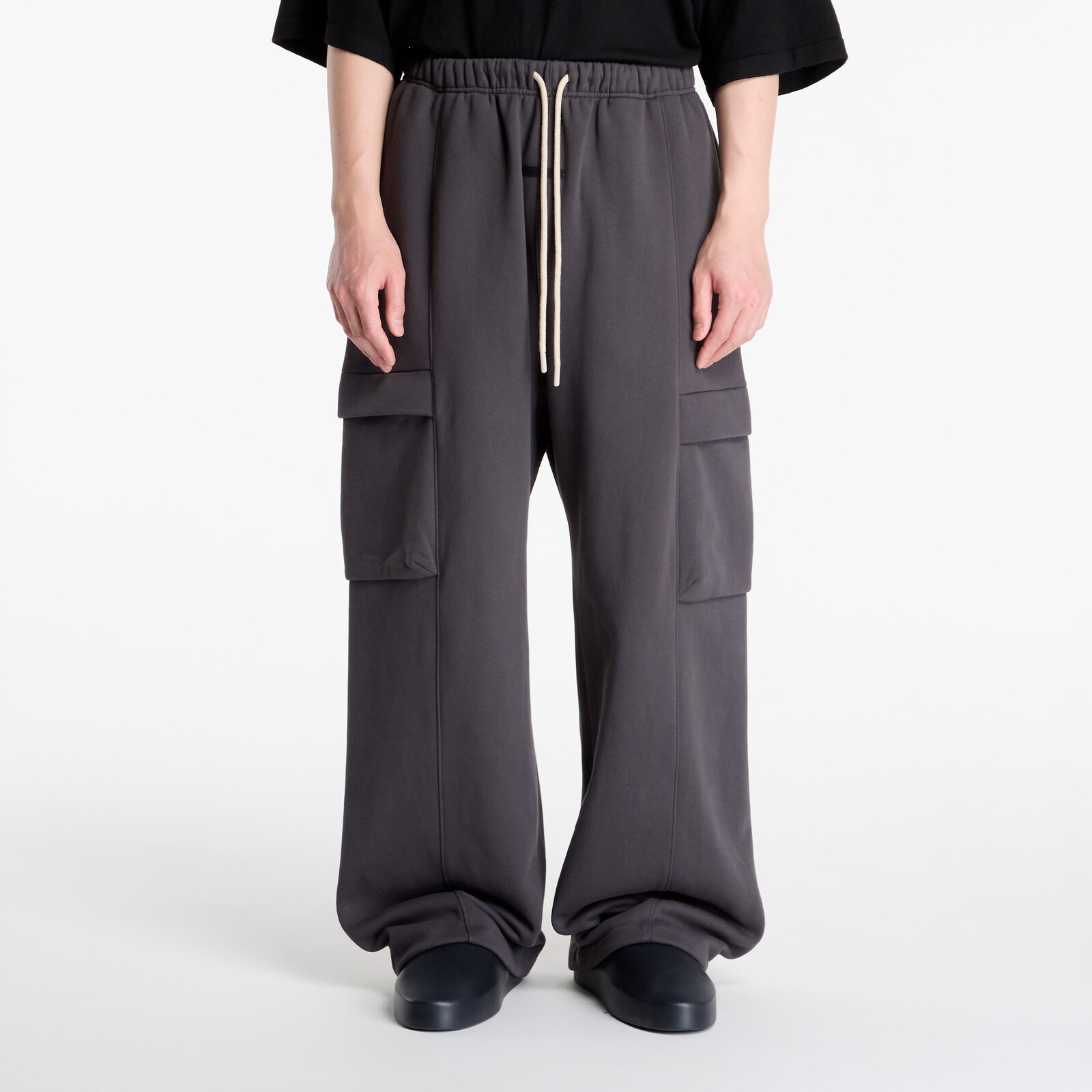Tepláky Fear Of God Essentials Cargo Relaxed Sweatpant Iron Grey L