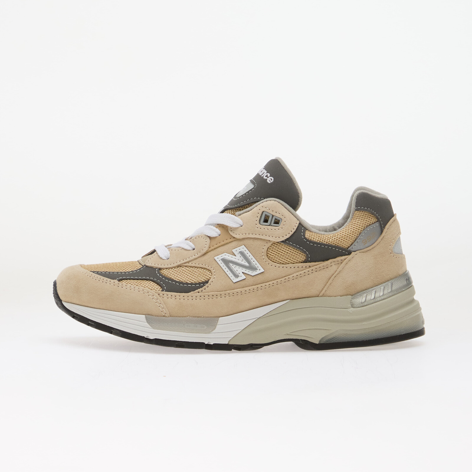 Tenisky New Balance 992 Taupe EUR 38.5
