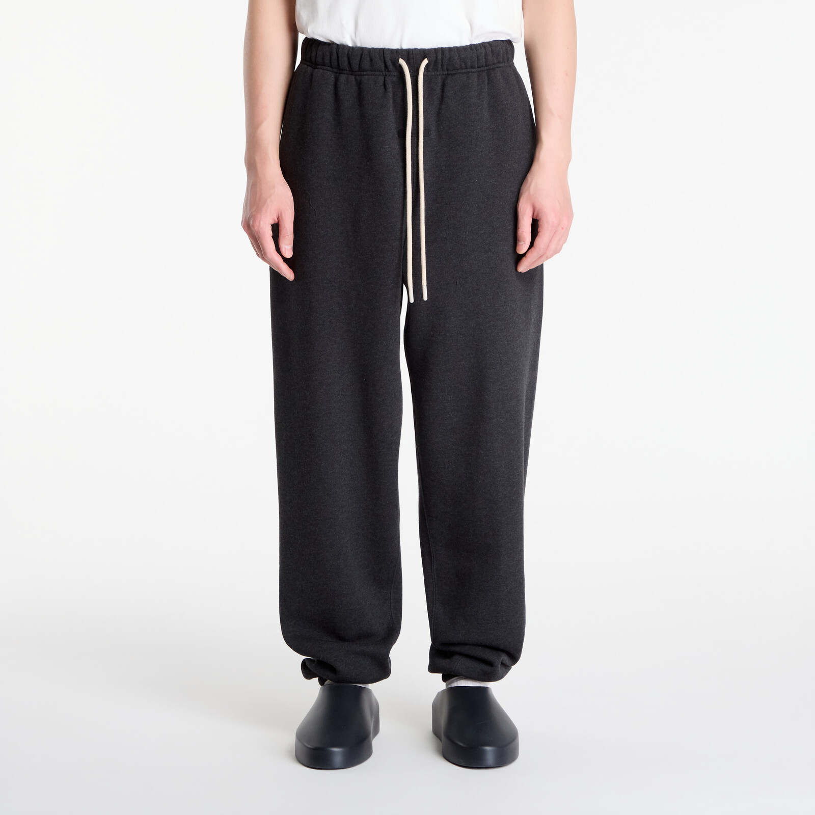 Tepláky Fear Of God Essentials Classic Fleece Sweatpant Iron Grey Heather L