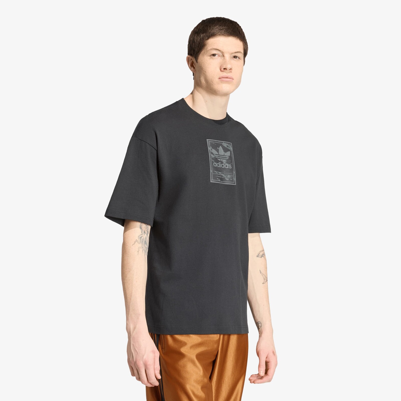 Tričko adidas Camo Tee Tongue Label Black S