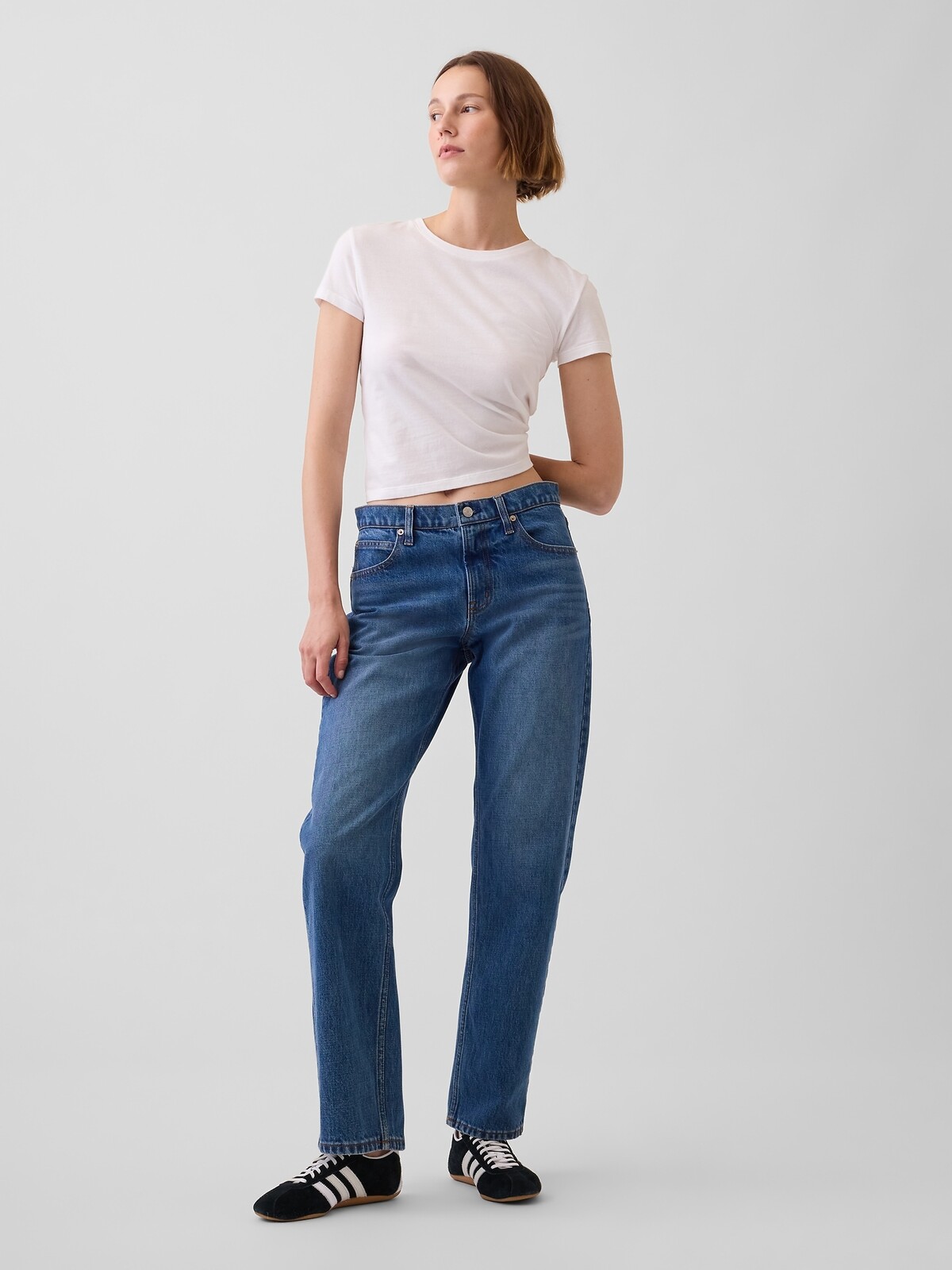 GAP Jeans Mid Rise Straight Taper - Ladies