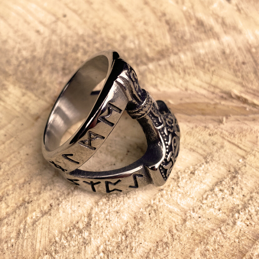 Prsteň Erik and Sons Hammer Ring - strieborný, 10