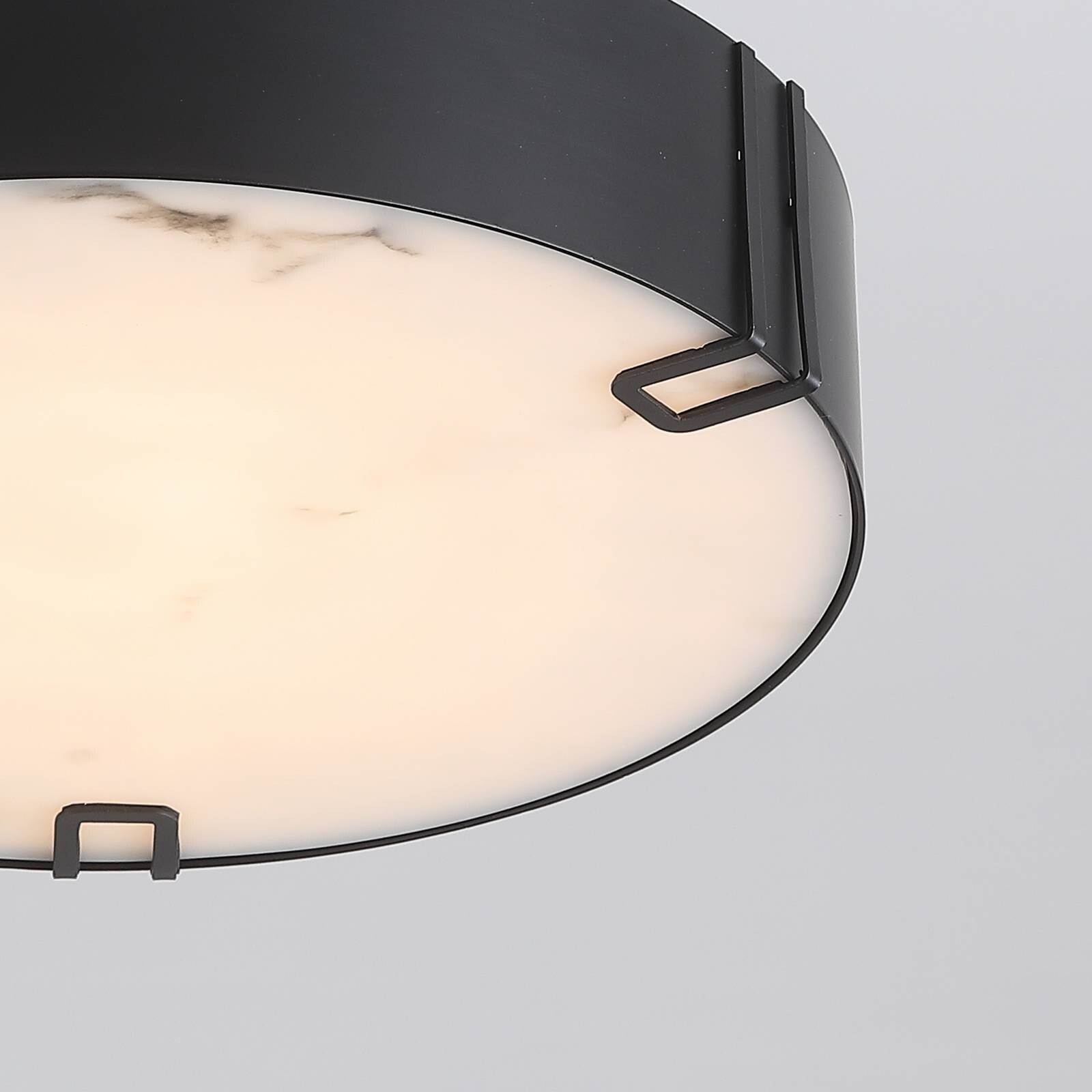 Stropné LED svetlo Marmo, čierne, kovové, IP44, 3 000 K
