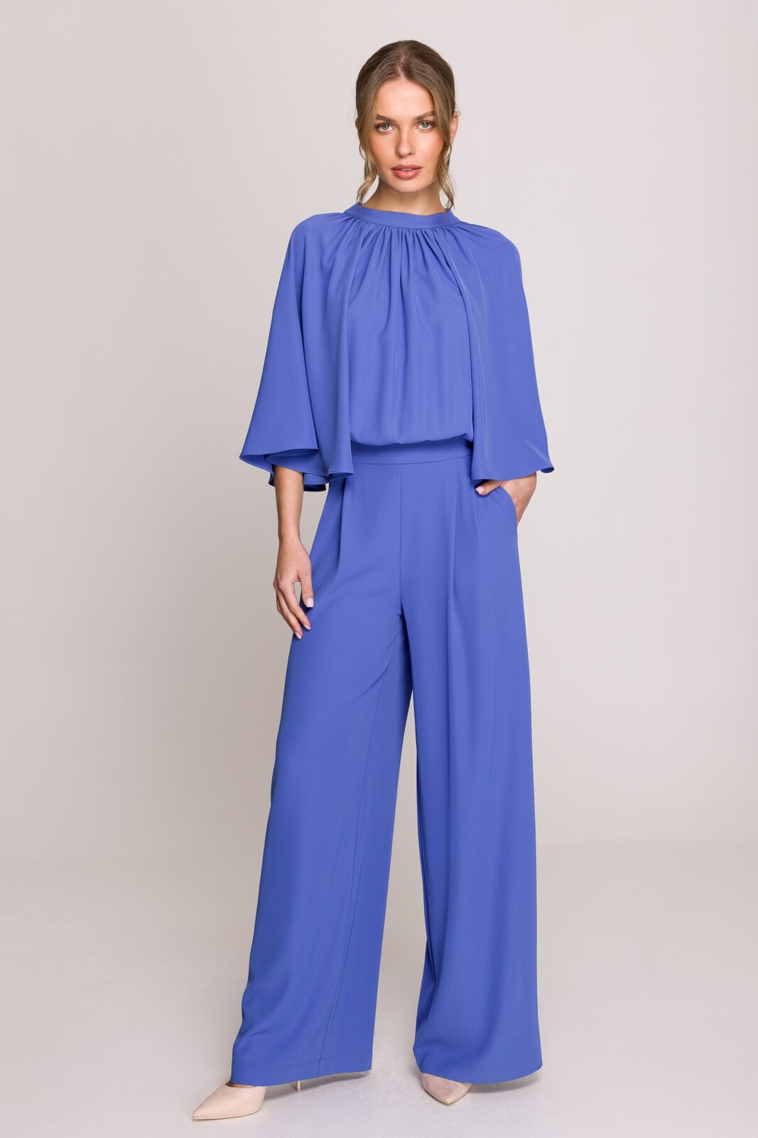 Stylove Woman's Wide sleeve jumpsuit with split back - blue