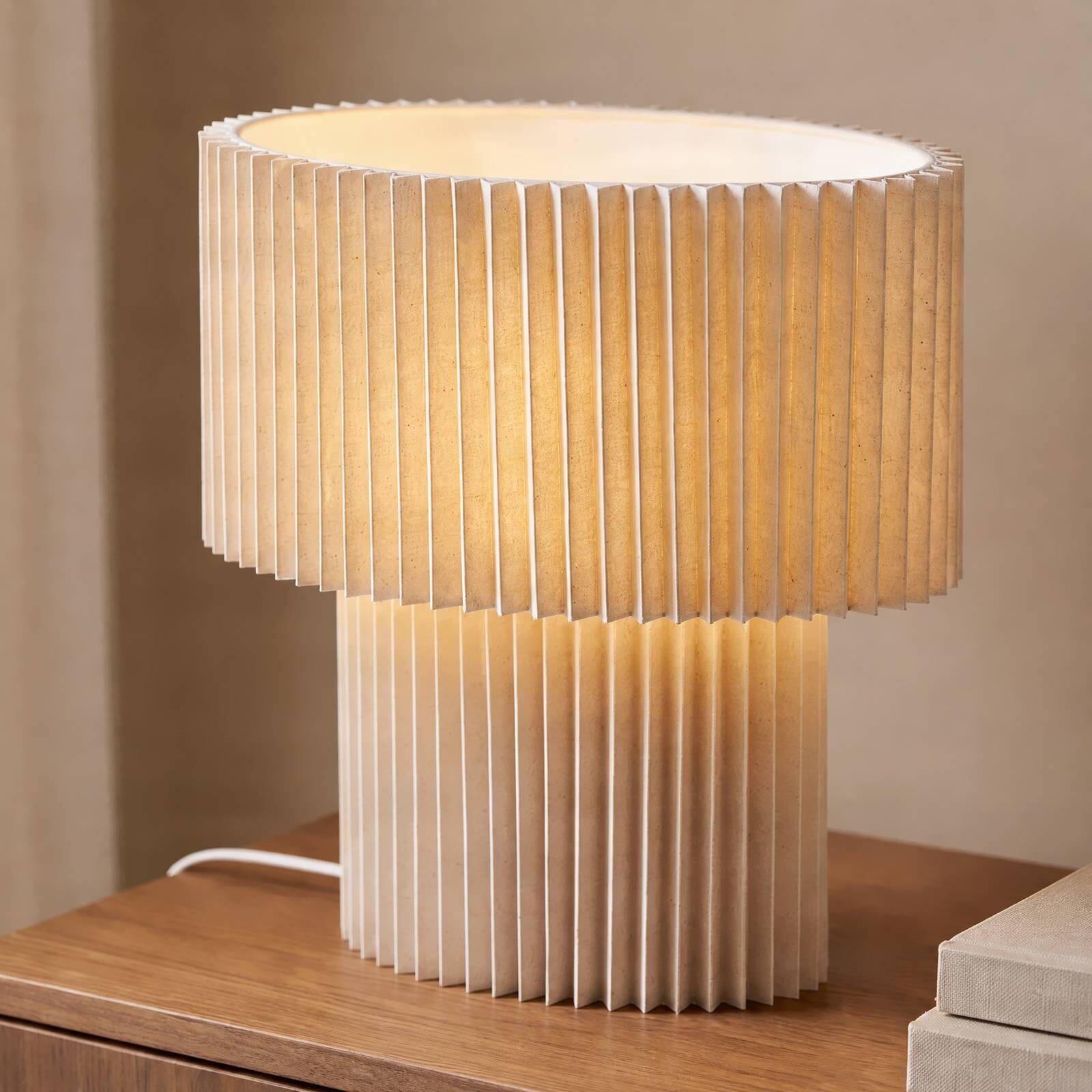 Stolová lampa Lindby Tazia, prírodná/biela, ľan, výška 38 cm