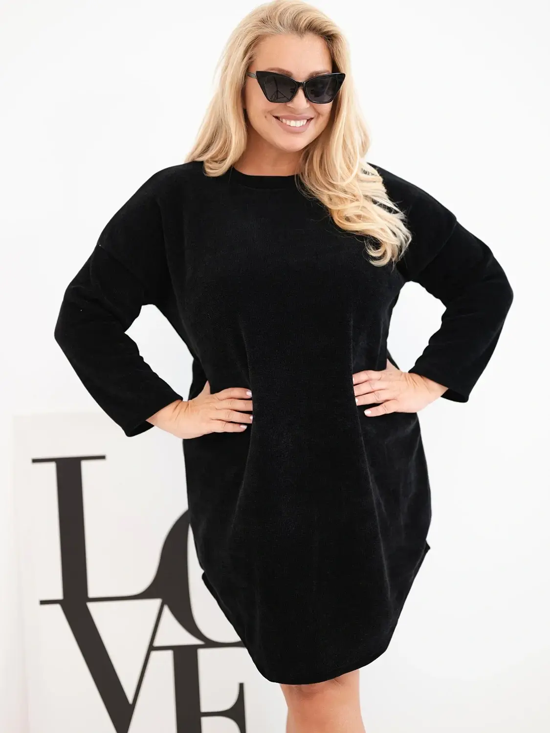Kesi Włoski Plus Size kordové šaty čierne