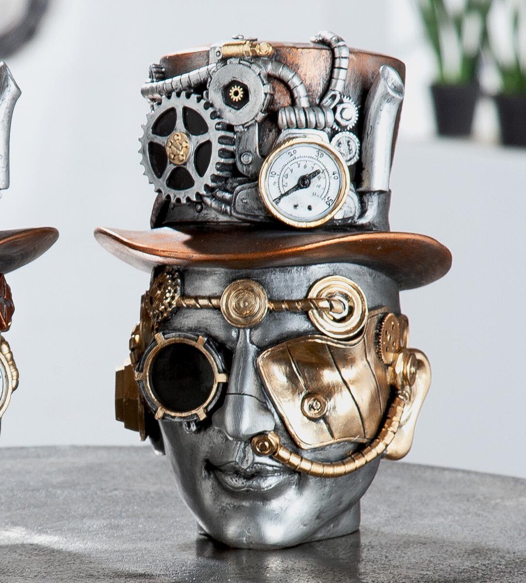 Socha steampunkového muža