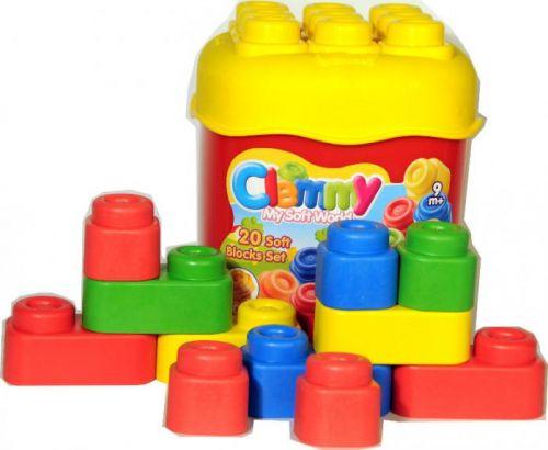 Kostky Clemmy v kyblíku