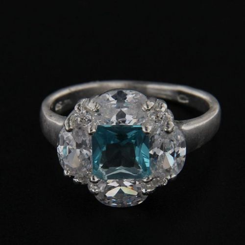 Strieborný prsteň 14312