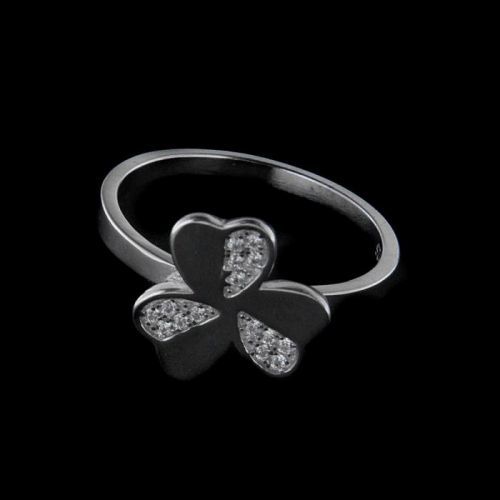 Strieborný prsteň 25423