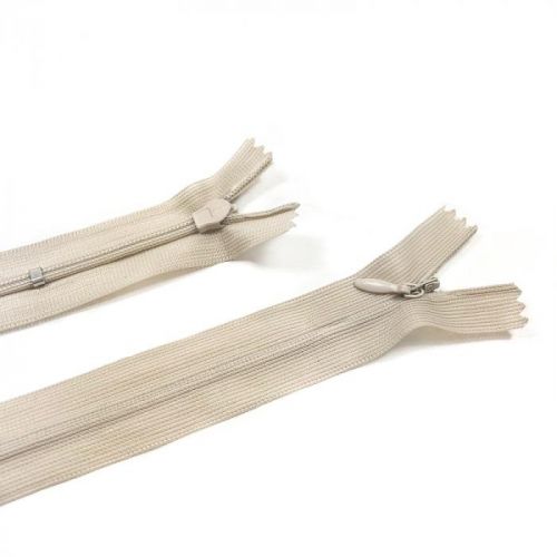 Zips krytý nedeliteľný 25 cm sand