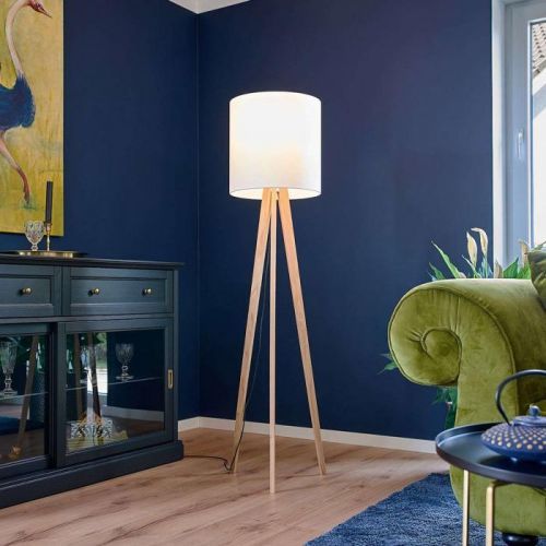 Stojaca lampa Nida podstavec drevo tienidlo biele