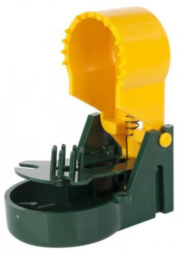 Plastová pasca na myši, zeleno-žltá