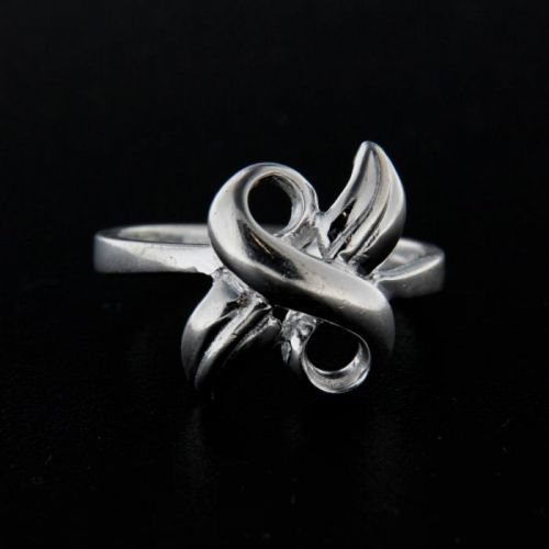 Strieborný prsteň 14329