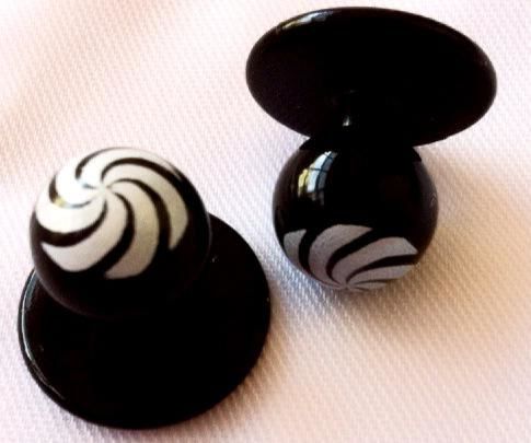 Gombíky do rondonu znak vrtuľka