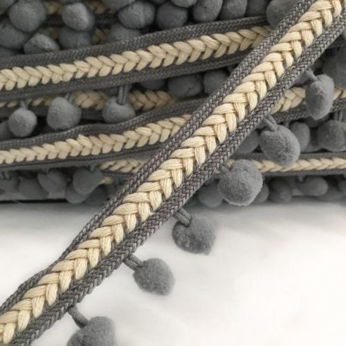 Lemovacia bambuľka Herringbone grey