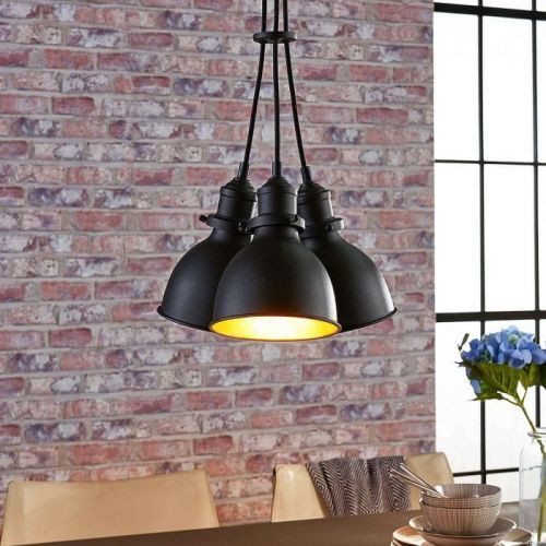 Troj-plameňová závesná lampa Lira, čierna a zlatá