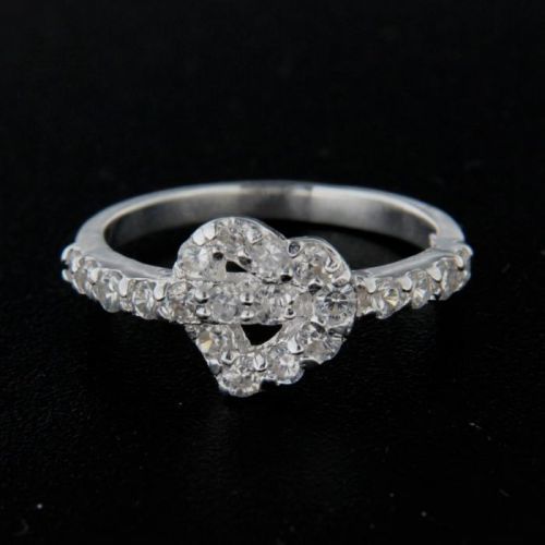 Strieborný prsteň 14337