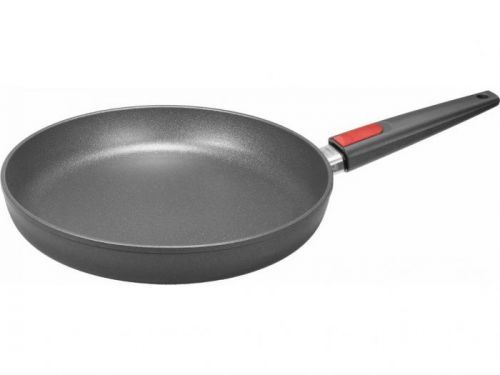 Woll Nowo Titanium panvica s odnímateľnou rukoväťou, 32 cm