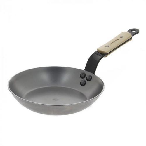 Panvica de Buyer Mineral B Bois 5710.20... Univerzální pánev Mineral B BOIS, speciální povrch na bázi včelího vosku, průměr 20 cm.