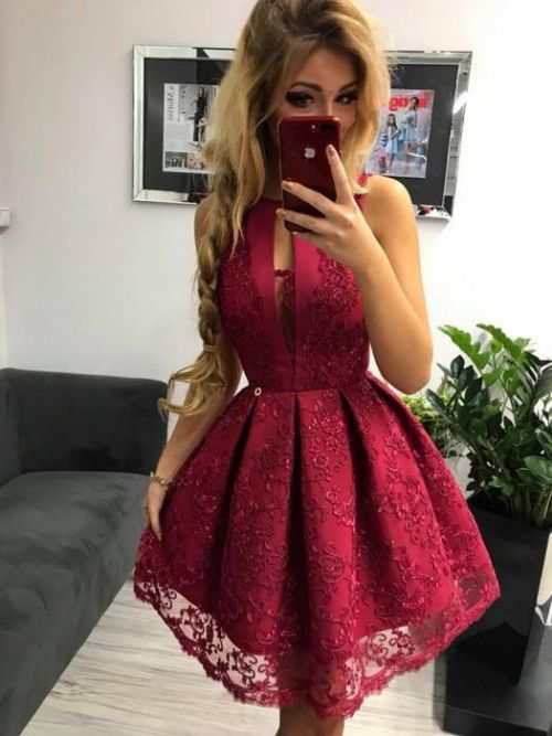 Dámske bordové krátke šaty